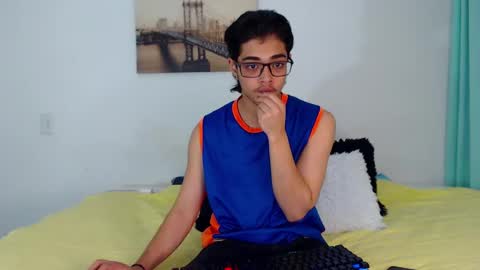 Snapshot of cristian_suarezz chatting on 10, 2, 2025 online show from 10, 2, 2025