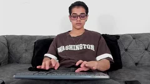 cristian_suarezz_ online show from 16, 10, 2025