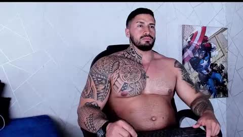Snapshot of cristian_walker chatting on 13, 10, 2025 cristian walker online show from 13, 10, 2025