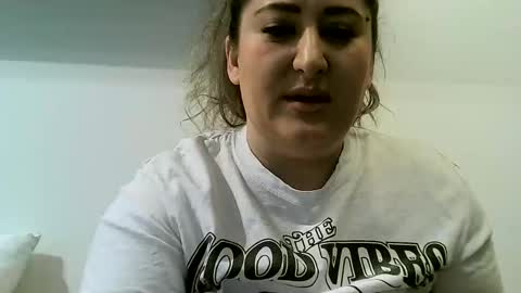 cristina20021991 online show from 3, 1, 2025