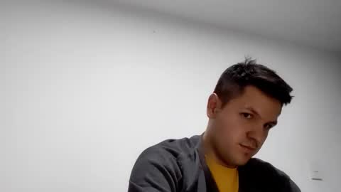 cristopher3042 online show from 12, 2, 2025