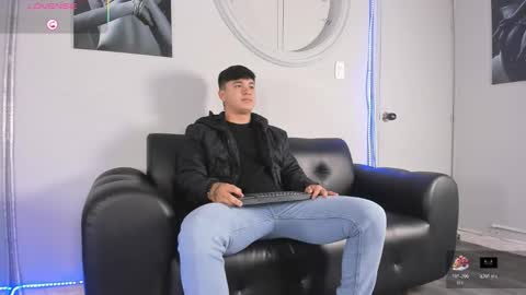 Cristopher online show from 4, 2, 2026