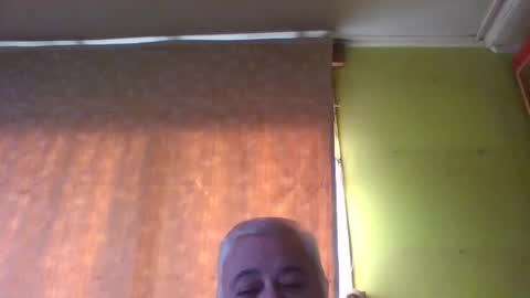 Snapshot of crmperez chatting on 12, 5, 2026 crmperez online show from 12, 5, 2026