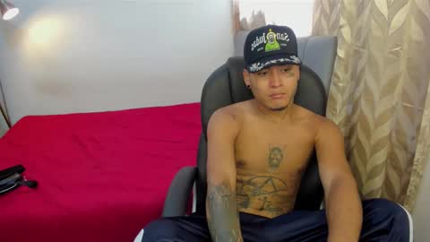 Snapshot of crow_black00 chatting on 30, 9, 2025 crow_black00 online show from 30, 9, 2025