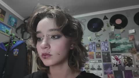 cruella_mira online show from 23, 10, 2025