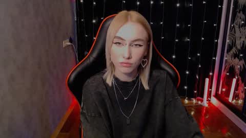 Snapshot of crybambi chatting on 4, 2, 2026 crybambi online show from 4, 2, 2026