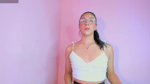 Snapshot of crystal_channel1 chatting on 7, 2, 2026 CRYSTAL online show from 7, 2, 2026