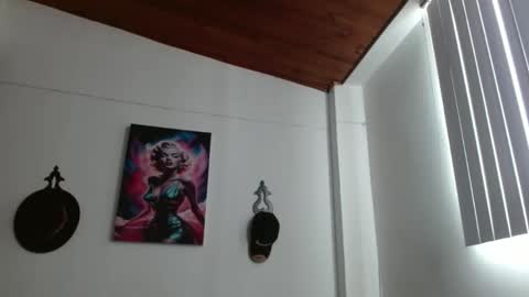 Crystal Blaze online show from 4, 4, 2026