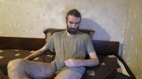 Crystallax online show from 4, 12, 2025