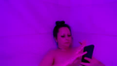 crystalbarbie214 online show from 2, 5, 2026