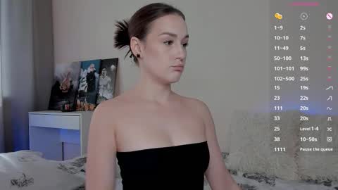 Snapshot of crystalcandies chatting on 4, 10, 2025 Arina online show from 4, 10, 2025