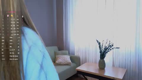 Snapshot of crystaldiva01 chatting on 15, 6, 2026 Diva online show from 15, 6, 2026