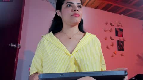 Snapshot of crystalvans chatting on 27, 9, 2025 Cristal online show from 27, 9, 2025