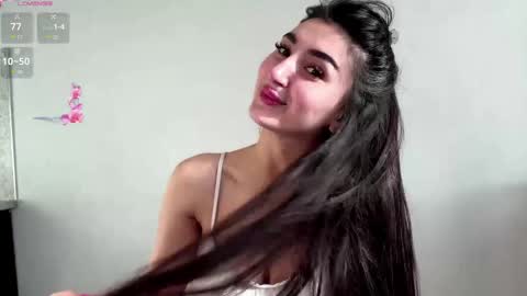 Snapshot of crystlepipkins chatting on 29, 5, 2026 Diana online show from 29, 5, 2026