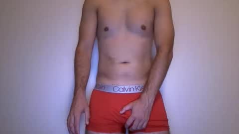 Snapshot of cuckold_2006 chatting on 4, 10, 2025 cuckold_2006 online show from 4, 10, 2025