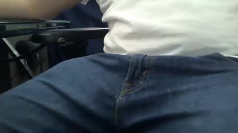 Snapshot of cuddlebeardeluxe chatting on 10, 11, 2025 cuddlebeardeluxe online show from 10, 11, 2025