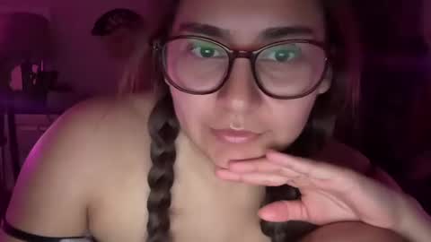 Snapshot of cumberinme chatting on 10, 3, 2025 cumberinme online show from 10, 3, 2025