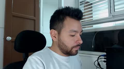 Snapshot of cumcamok chatting on 14, 5, 2026 cumcamok online show from 14, 5, 2026