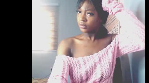 Snapshot of cumebony_petit chatting on 5, 2, 2026 cumebony_petit online show from 5, 2, 2026