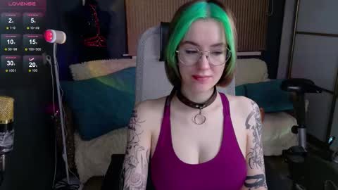 Snapshot of cumpotikeve chatting on 24, 10, 2025 CUMpotikEve online show from 24, 10, 2025