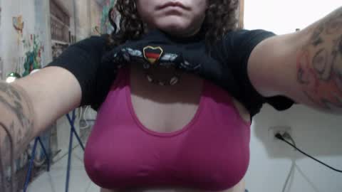 Vannesa online show from 8, 4, 2026