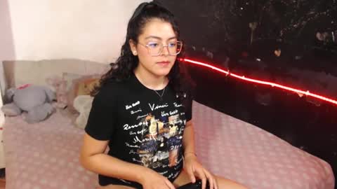 Max and Cata online show from 27, 12, 2024