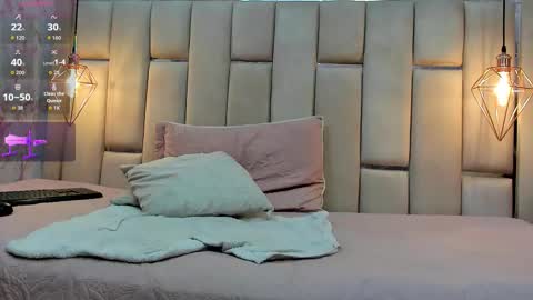 Alyanna  online show from 19, 9, 2025