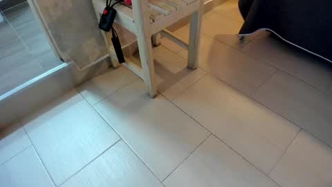 Alyanna  online show from 10, 1, 2026