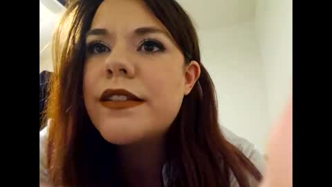 Snapshot of curvyandthic chatting on 6, 11, 2025 Curvyandthic online show from 6, 11, 2025