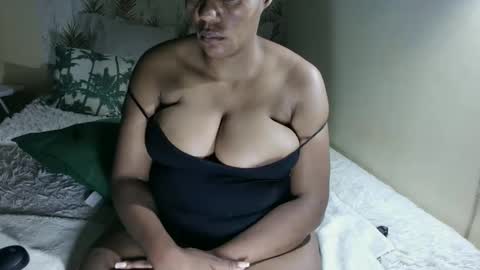 curvybae45 online show from 11, 10, 2025