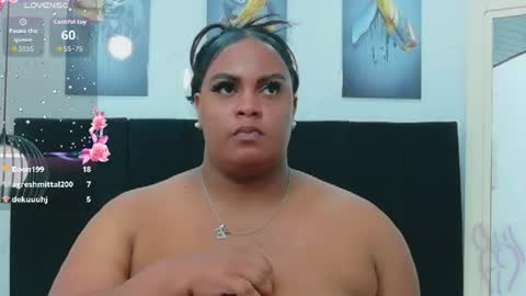 Snapshot of curvyhomebebe chatting on 8, 7, 2026 curvyhomebebe online show from 8, 7, 2026
