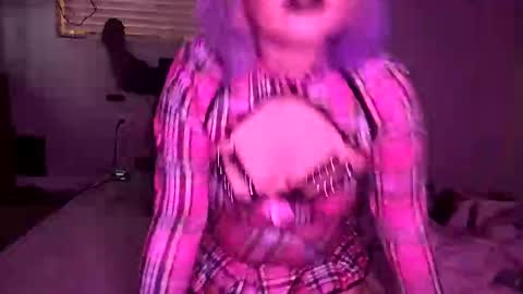 Lucifina ganja kittens online show from 3, 2, 2025