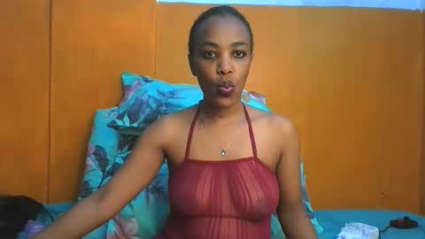 curvylyin online show from 1, 11, 2025