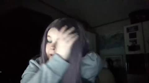 dahlia -kim online show from 4, 3, 2025