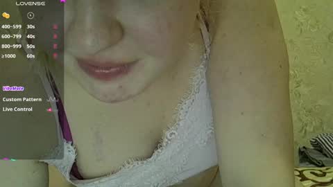 Curvy online show from 8, 3, 2026
