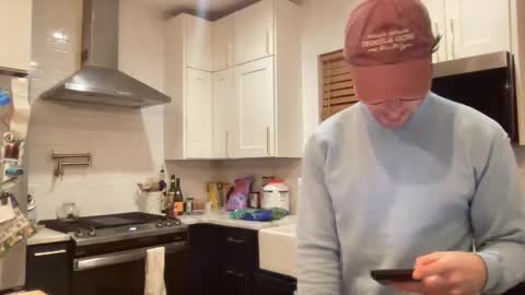 Snapshot of cutcollection chatting on 25, 1, 2025 CutCollection online show from 25, 1, 2025