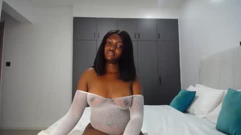 Snapshot of cute_ass18 chatting on 11, 2, 2026 Liya online show from 11, 2, 2026