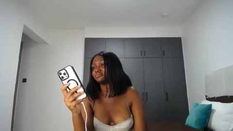 Liya online show from 3, 3, 2026