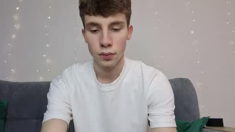 Snapshot of cute_brian chatting on 22, 4, 2026 Im Brian online show from 22, 4, 2026