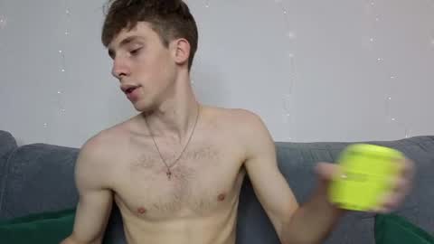 Snapshot of cute_brian chatting on 27, 5, 2026 Im Brian online show from 27, 5, 2026