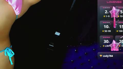 cute_feem online show from 18, 9, 2025