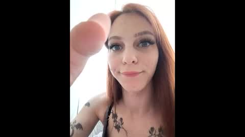 cute_foxis online show from 10, 6, 2026