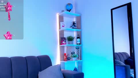 Cute horny1 online show from 28, 3, 2026