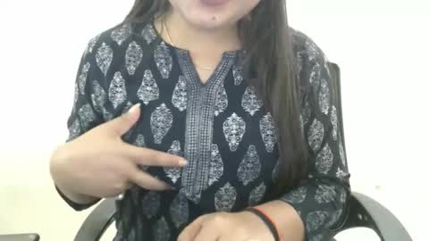 Snapshot of cute_kavya chatting on 11, 10, 2025 cute_kavya online show from 11, 10, 2025