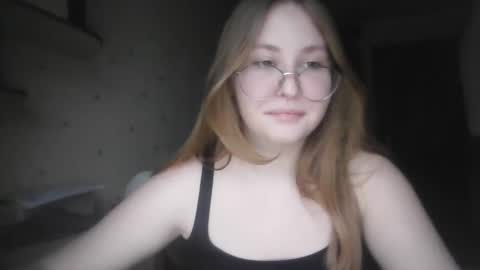 Snapshot of cute_minx chatting on 15, 12, 2024 Veronica online show from 15, 12, 2024