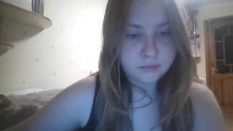Snapshot of cute_minx chatting on 15, 12, 2024 Veronica online show from 15, 12, 2024