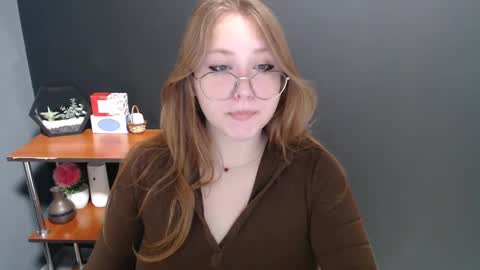 Snapshot of cute_minx chatting on 26, 12, 2024 Veronica online show from 26, 12, 2024