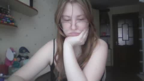 Snapshot of cute_minx chatting on 12, 2, 2025 Veronica online show from 12, 2, 2025