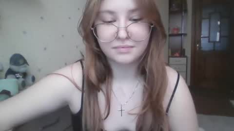 Snapshot of cute_minx chatting on 12, 2, 2025 Veronica online show from 12, 2, 2025