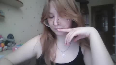 Snapshot of cute_minx chatting on 13, 2, 2025 Veronica online show from 13, 2, 2025